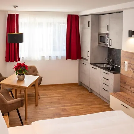 Appartementhaus Aurum - Summercard Included Zell am See Exterior photo